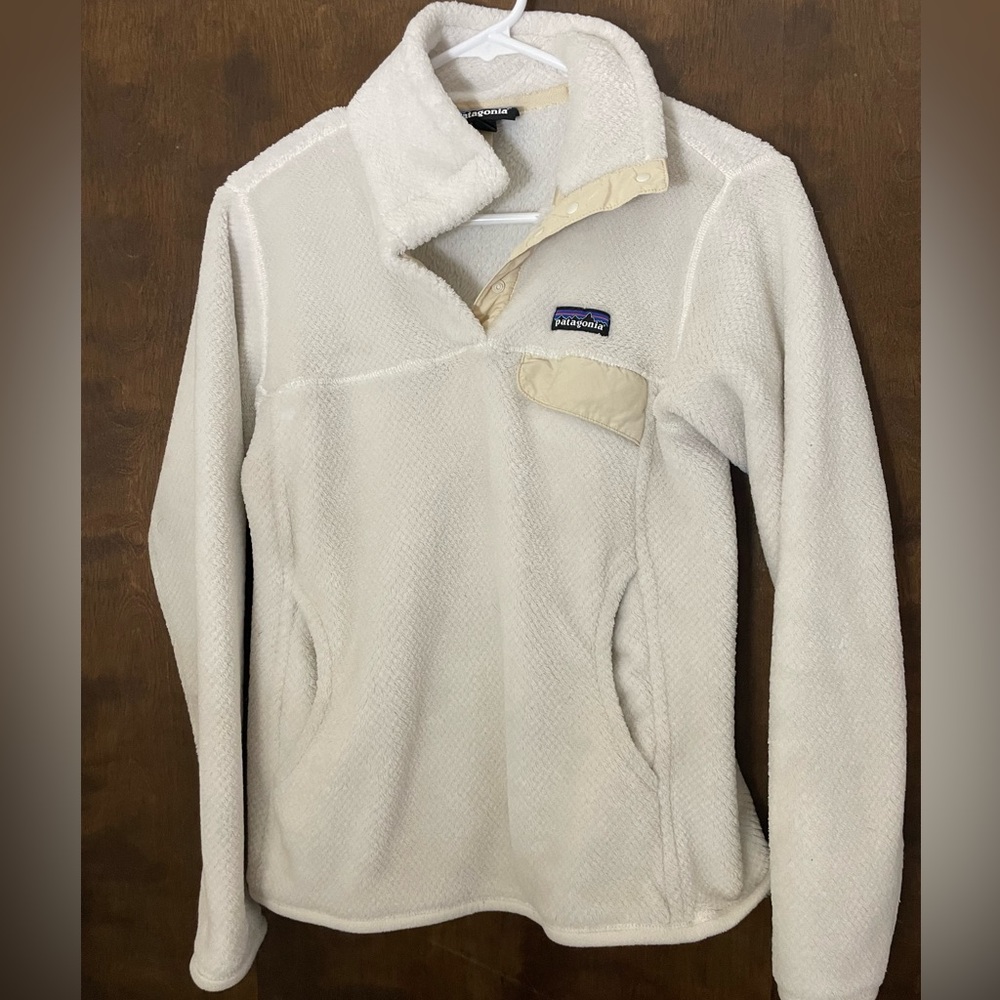 Patagonia pullover women’s size S